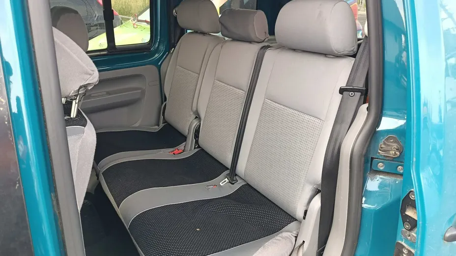VOLKSWAGEN Caddy -
