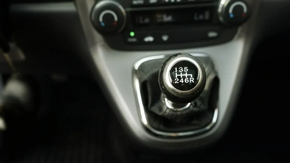 HONDA CR-V -