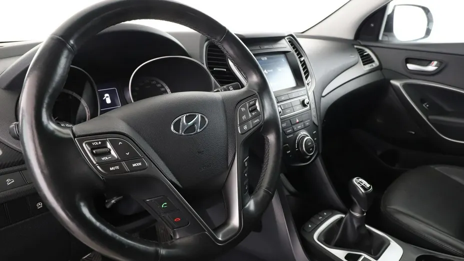 HYUNDAI Santa Fe -