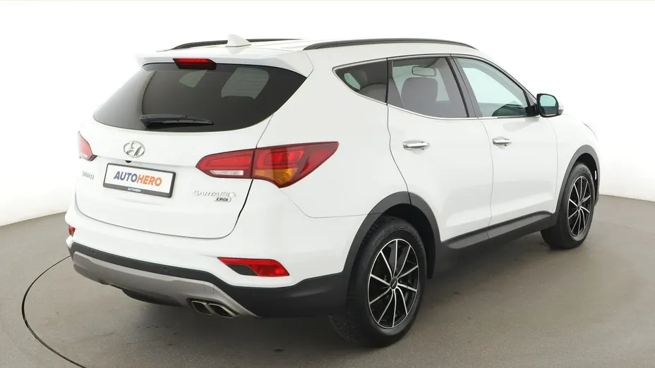 HYUNDAI Santa Fe -