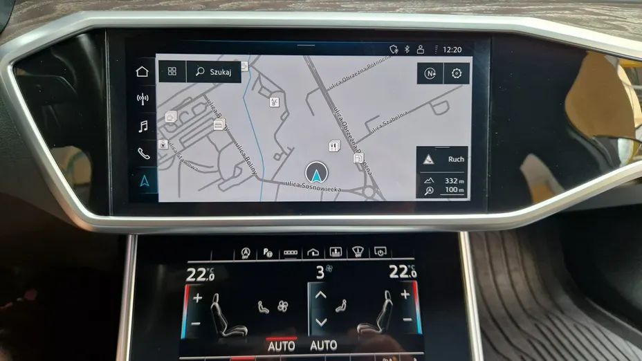 AUDI A6 -
