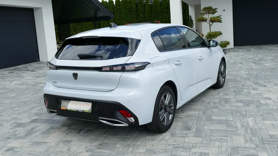 PEUGEOT 308 -