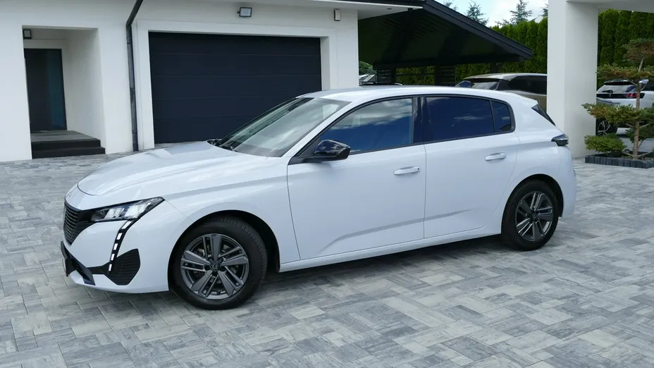 PEUGEOT 308 -
