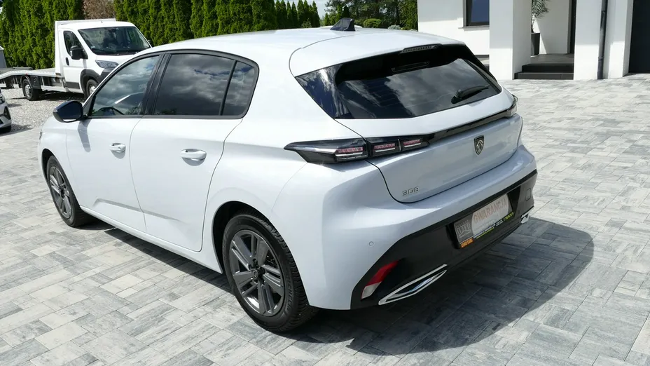 PEUGEOT 308 -