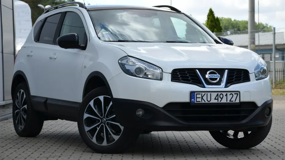 NISSAN Qashqai -