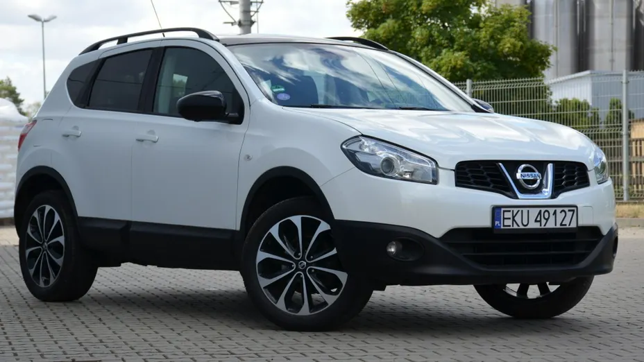 NISSAN Qashqai -
