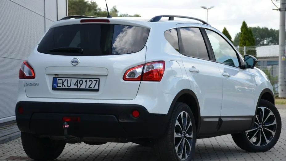 NISSAN Qashqai -