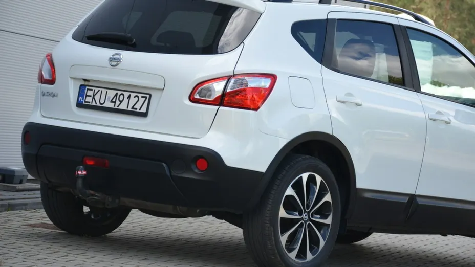 NISSAN Qashqai -