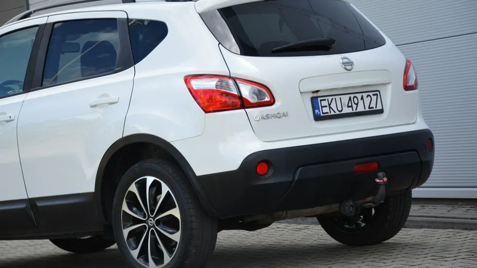 NISSAN Qashqai -