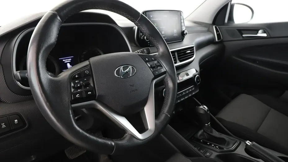 HYUNDAI Tucson -