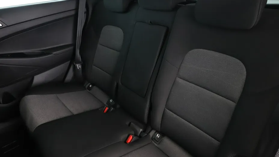 HYUNDAI Tucson -