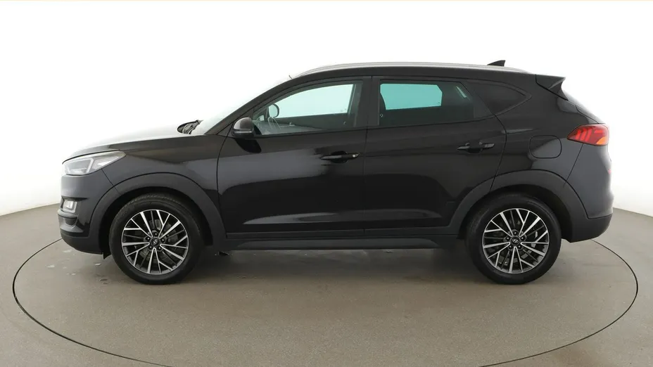 HYUNDAI Tucson -