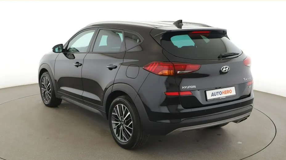 HYUNDAI Tucson -