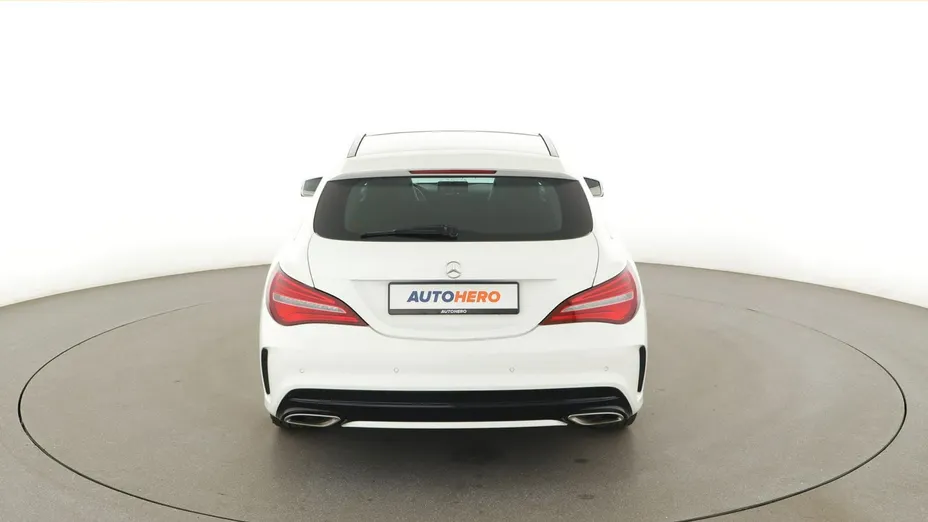 MERCEDES-BENZ CLA -