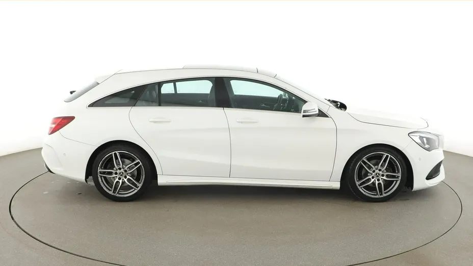 MERCEDES-BENZ CLA -
