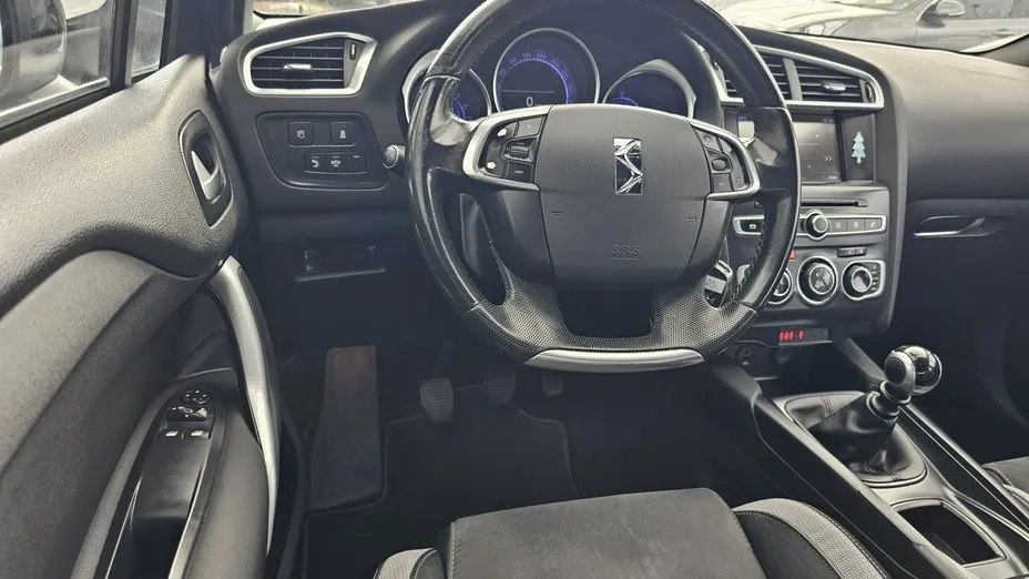 DS DS4 -