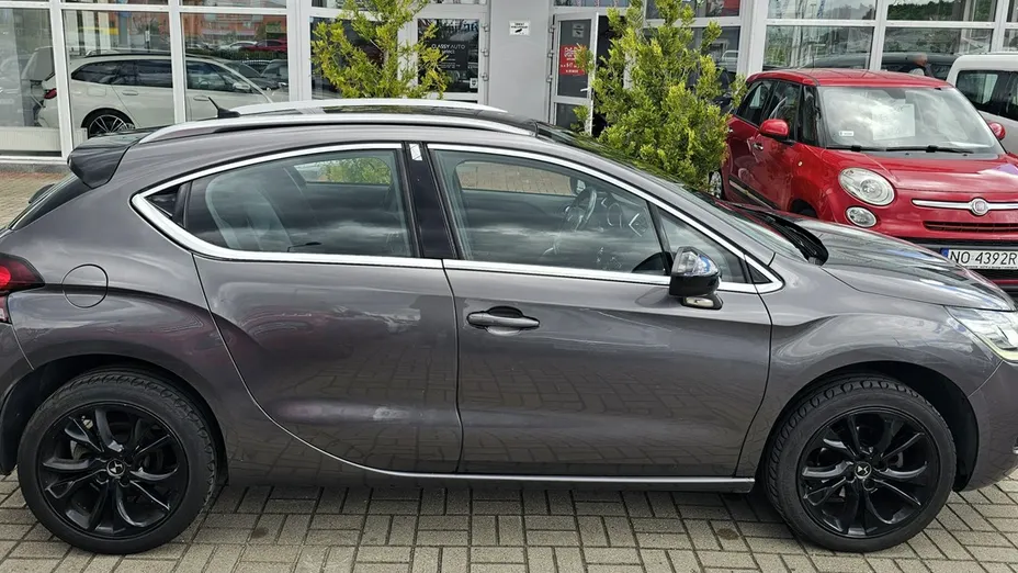 DS DS4 -