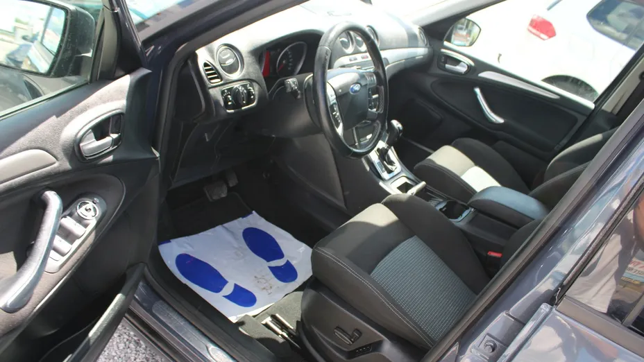 FORD S-MAX -