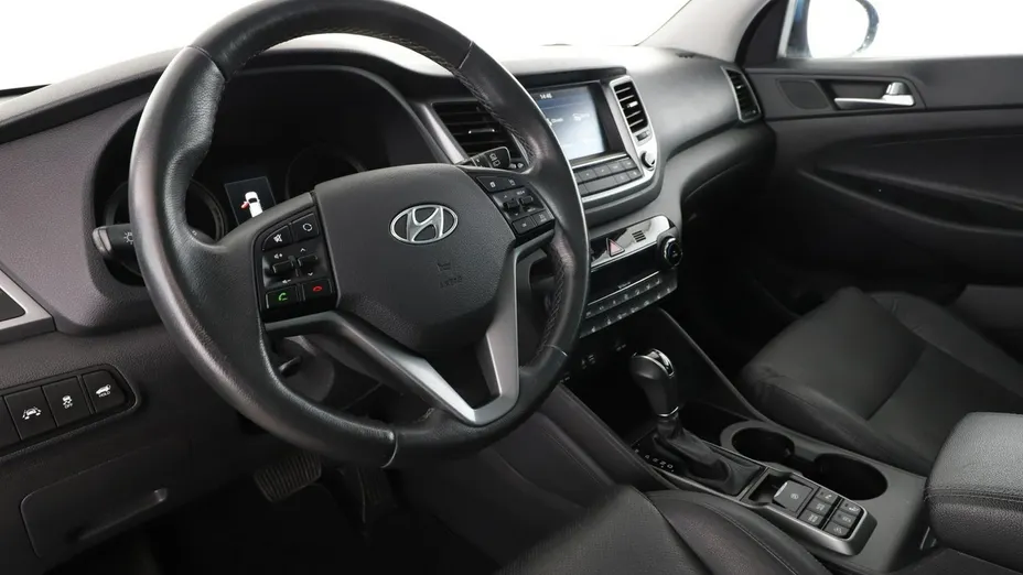 HYUNDAI Tucson -