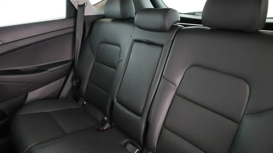 HYUNDAI Tucson -