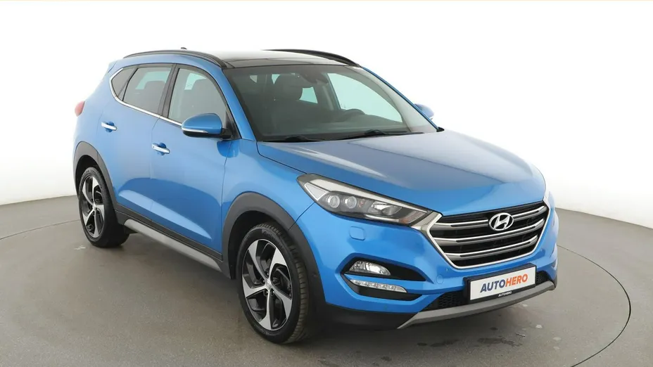 HYUNDAI Tucson -