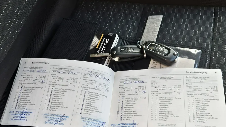 OPEL Astra -