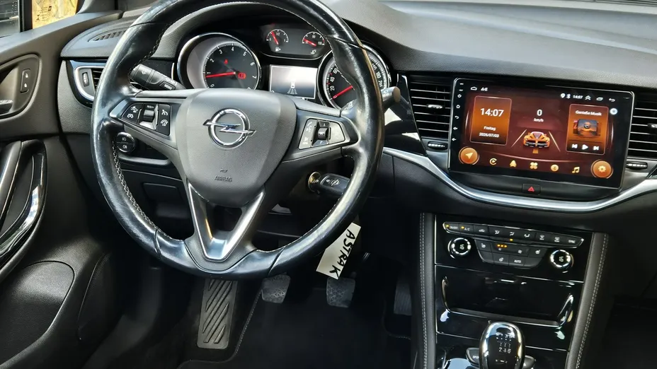 OPEL Astra -