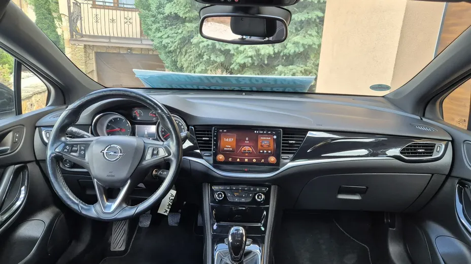OPEL Astra -