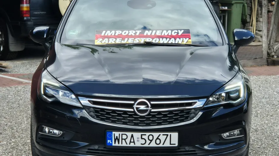 OPEL Astra -