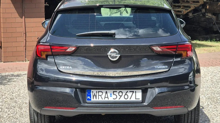 OPEL Astra -