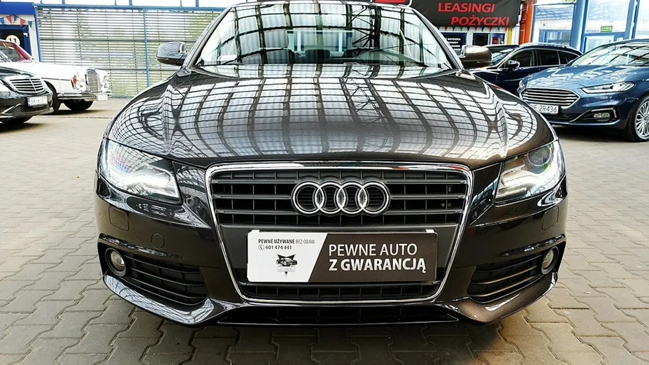 AUDI A4 -