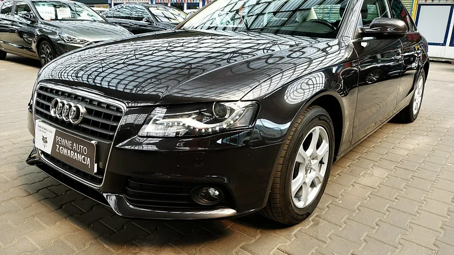 AUDI A4 -