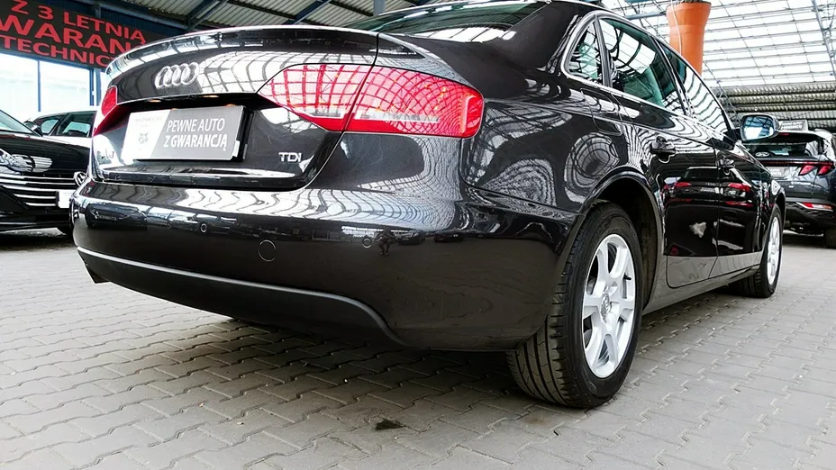 AUDI A4 -