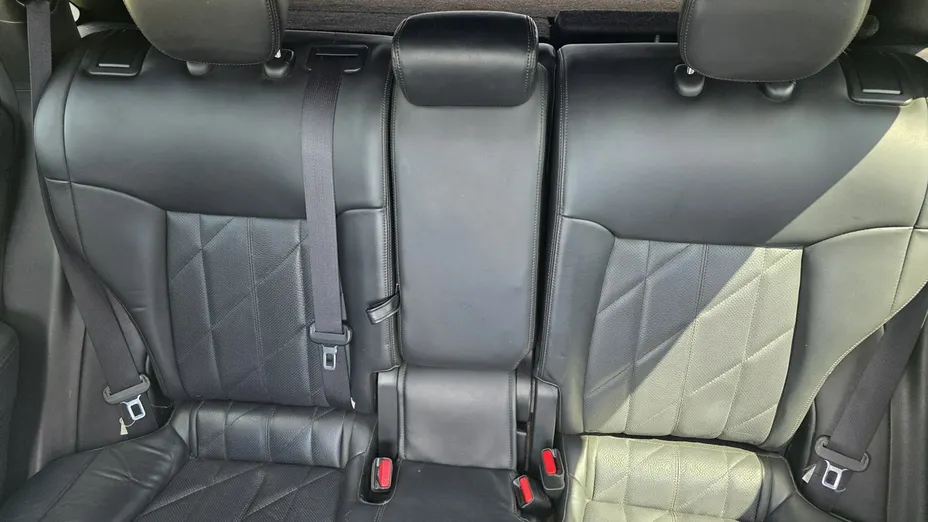 INFINITI QX70 -