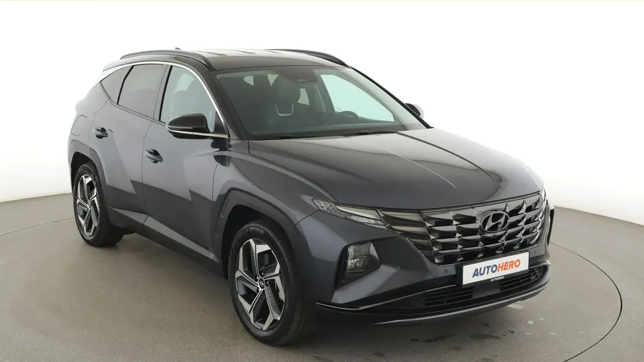 HYUNDAI Tucson -