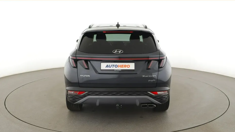 HYUNDAI Tucson -
