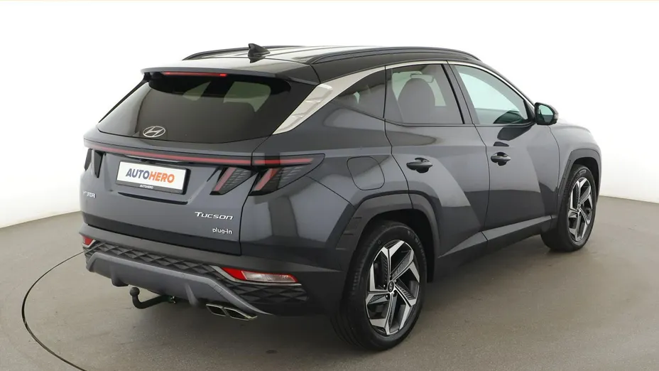 HYUNDAI Tucson -