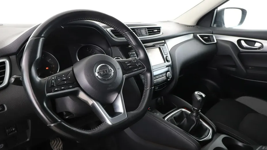 NISSAN Qashqai -