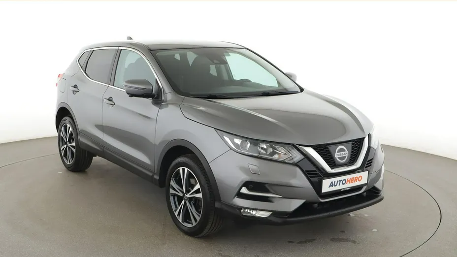 NISSAN Qashqai -