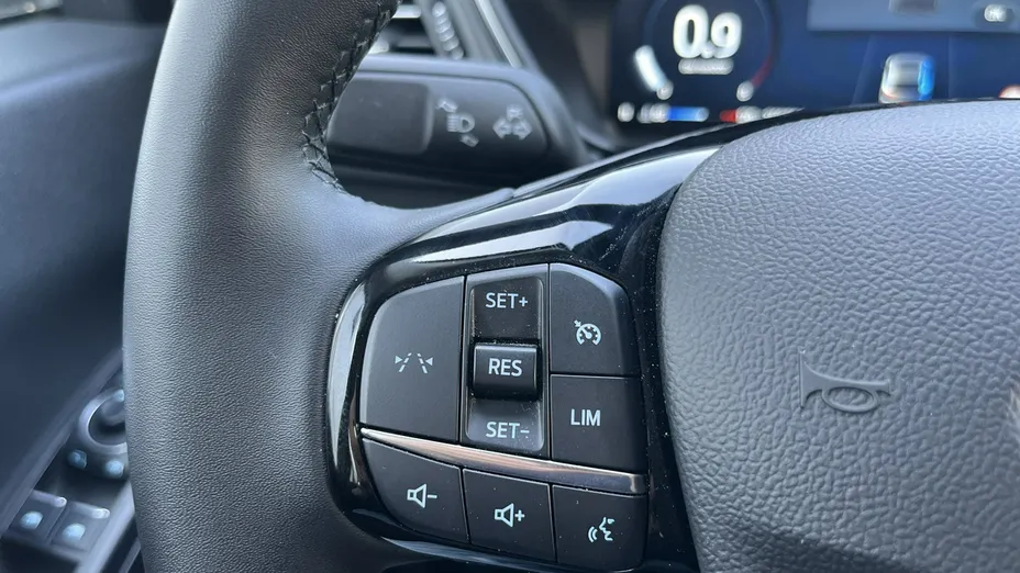 FORD Kuga -