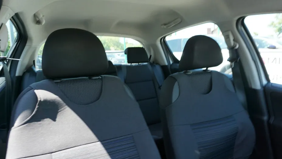 PEUGEOT 207 -