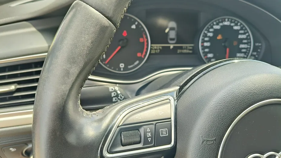 AUDI A6 -