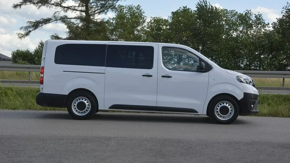 TOYOTA Proace -