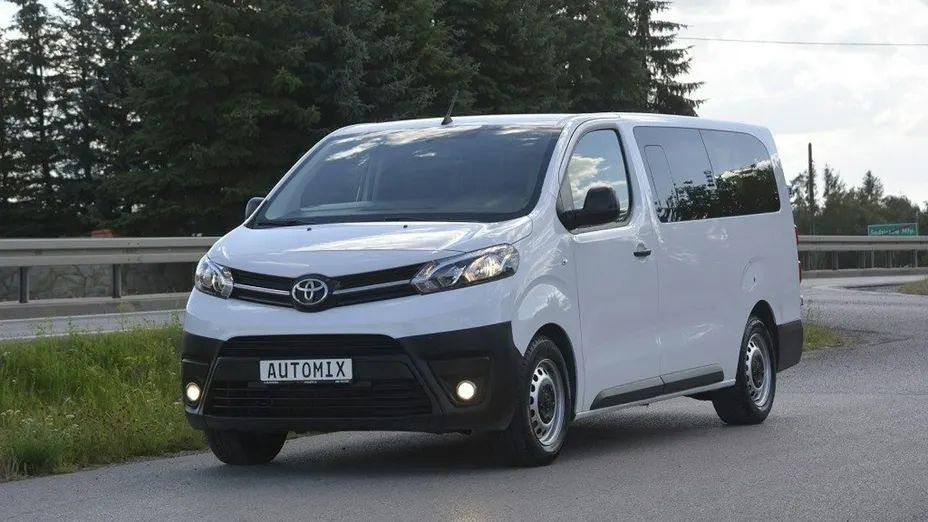TOYOTA Proace -