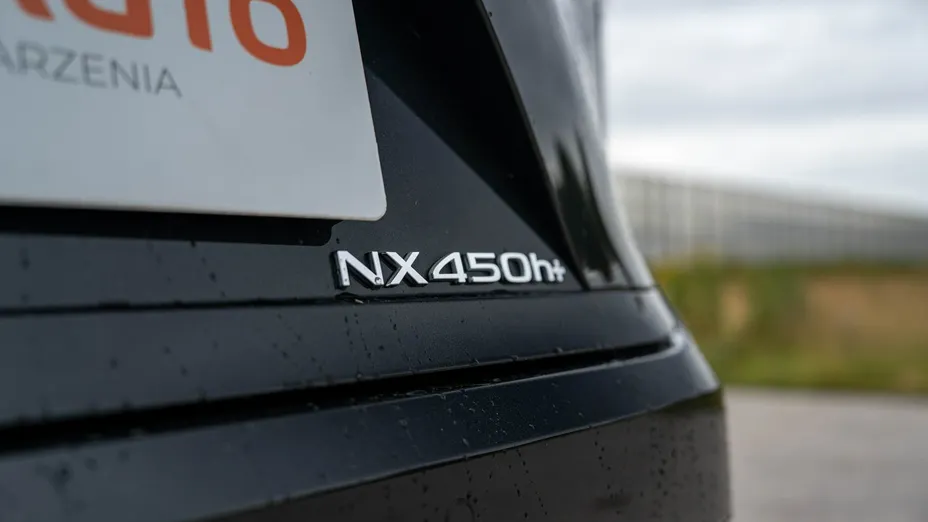 LEXUS NX -