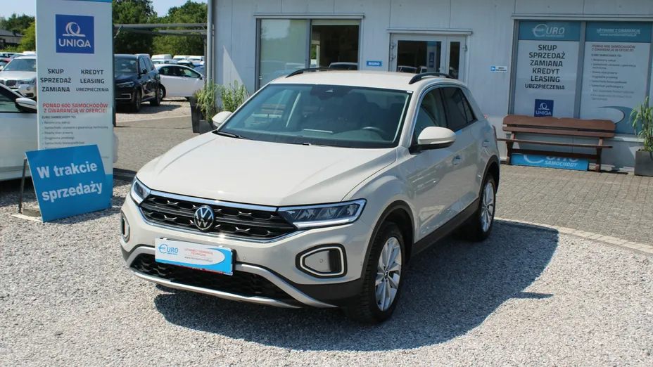 VOLKSWAGEN T-ROC -