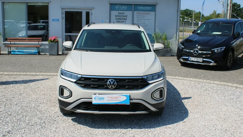 VOLKSWAGEN T-ROC -
