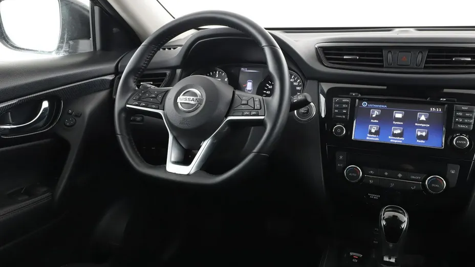 NISSAN X-Trail -