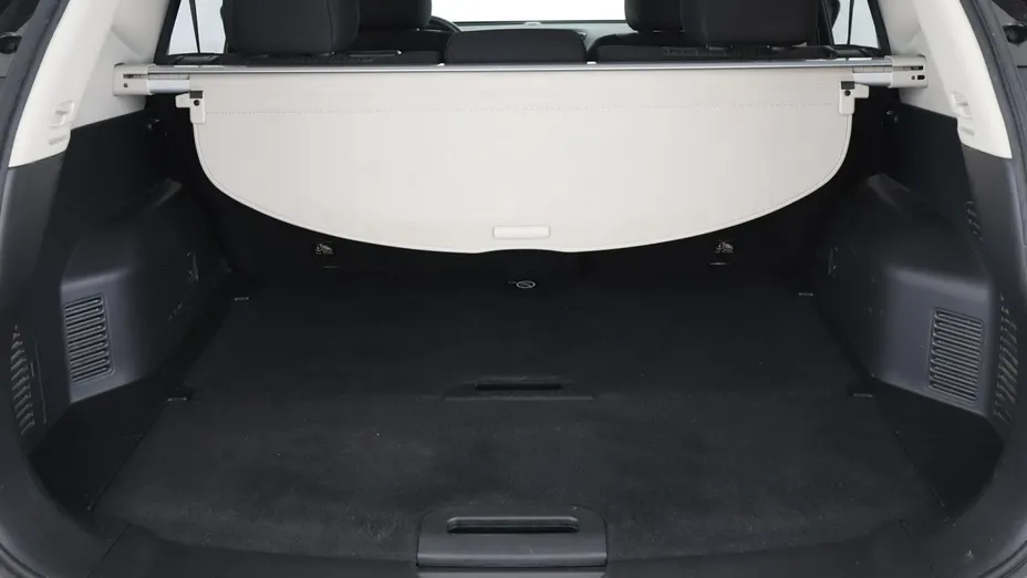 NISSAN X-Trail -