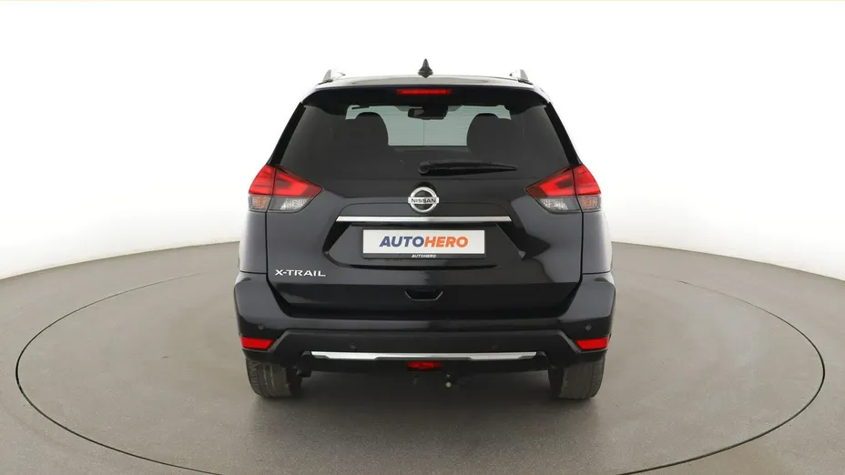 NISSAN X-Trail -